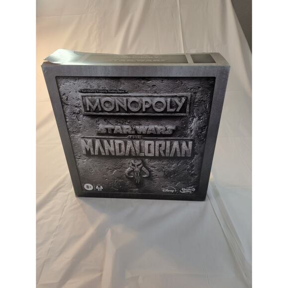 Star Wars The Mandalorian Edition Monopoly Game Baby Yoda - Picture 6 of 9